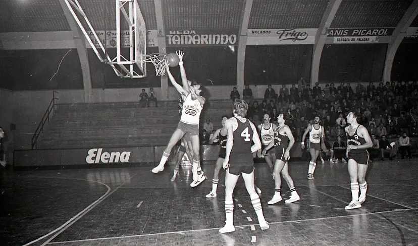 1977-01-16 C.B. Granollers - C.B.Mollet. Primera Foto